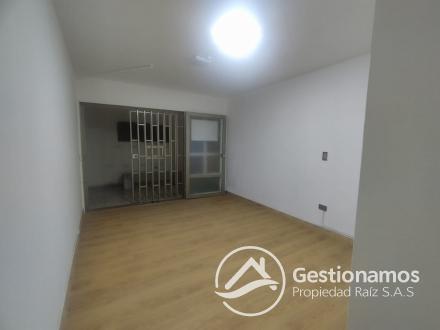 CODIGO A2757 ZONA CENTRO ENVIGADO